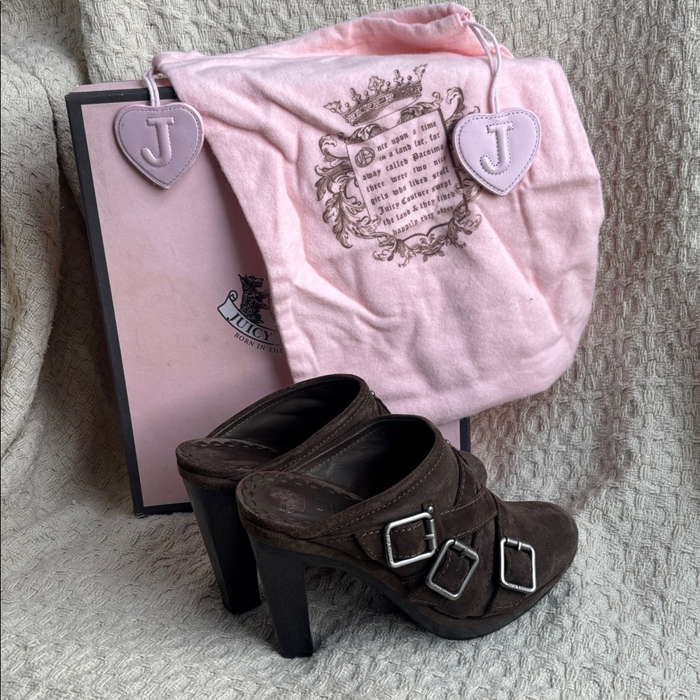Juicy Couture Colette platform heels. - Picture 2 of 3